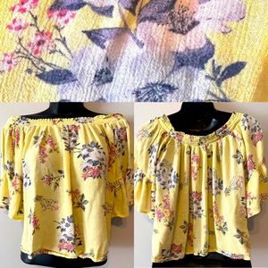 Hollister, floral shirt, size small